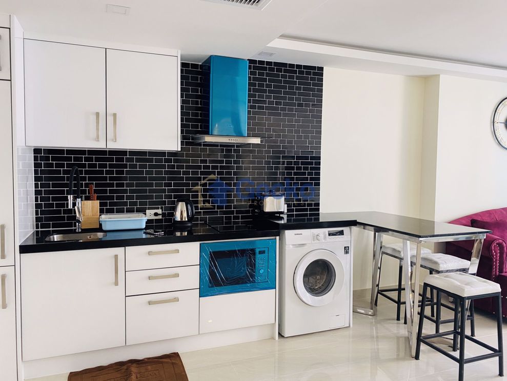 1 Bedroom Condo in Grand Avenue Central Pattaya C009140 (Photo 2)