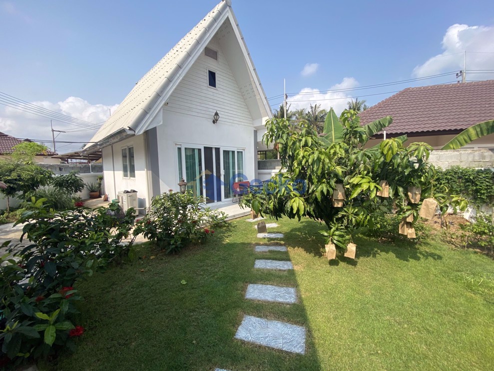 3 Bedrooms House  Bang Lamung H009142 (Photo 1)