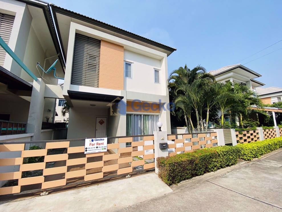 3 ห้องนอน บ้าน in Patta Village  พัทยาตะวันออก H007360 (Cover Photo)