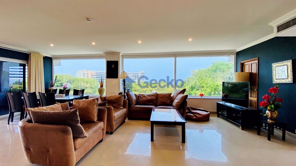 Pratumnak apartment for rent in “Executive Residence 1” GKP-C004816 (Photo 4)