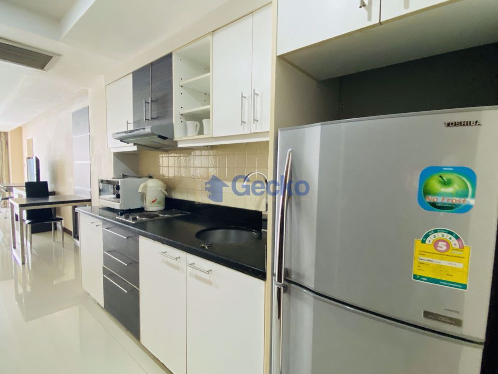 Studio Condo in Hyde Park 1 South Pattaya C009197 (Photo 3)