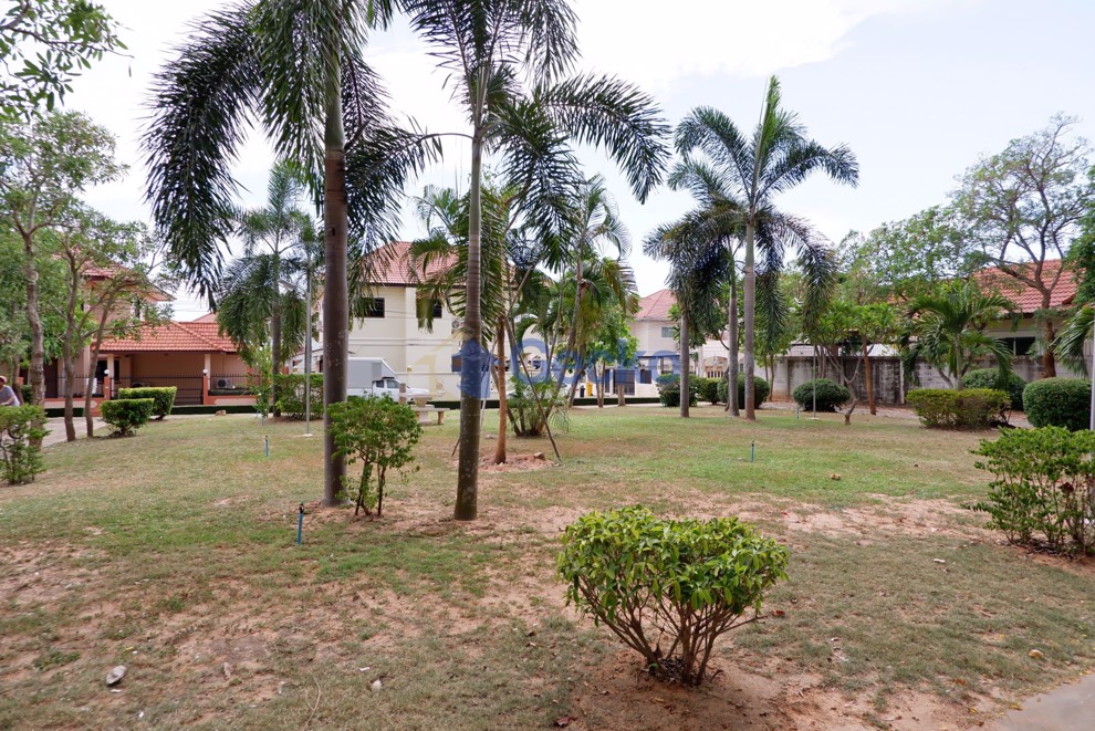 Royal View Village (Photo 2)
