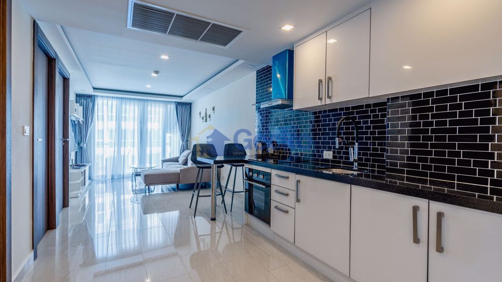2 Bedrooms Condo in Grand Avenue Central Pattaya C008254 (Photo 3)