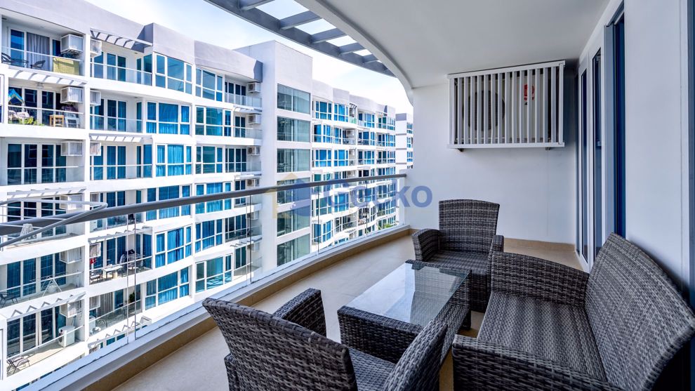 2 Bedrooms Condo in Grand Avenue Central Pattaya C008254 (Photo 2)