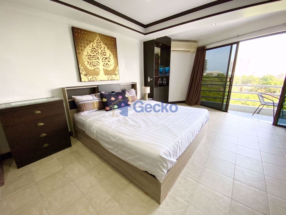 Studio bed in Condo in View Talay 2 in Jomtien C009223 (Photo 3)