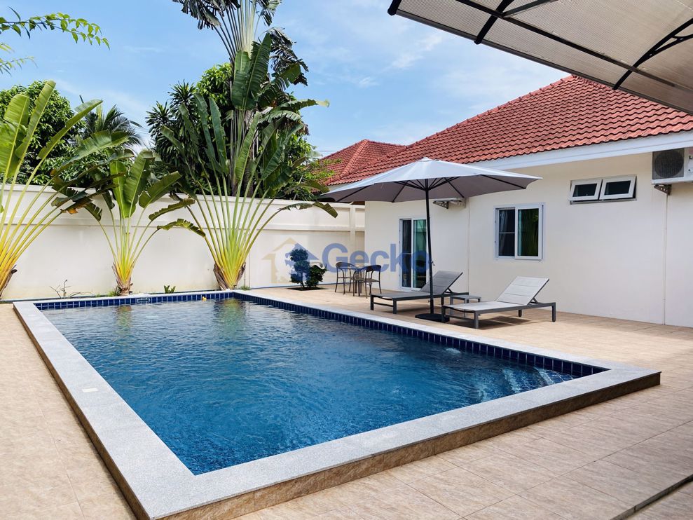 3 Bedrooms House เข้า Powers Court Estate  East Pattaya H009224 (Photo 1)