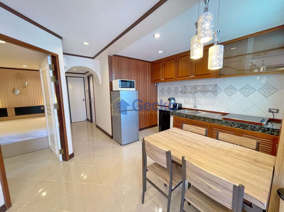 1 ห้องนอน คอนโดมิเนี่ยม in Center Condotel พัทยาใต้ C009232 (Photo 2)