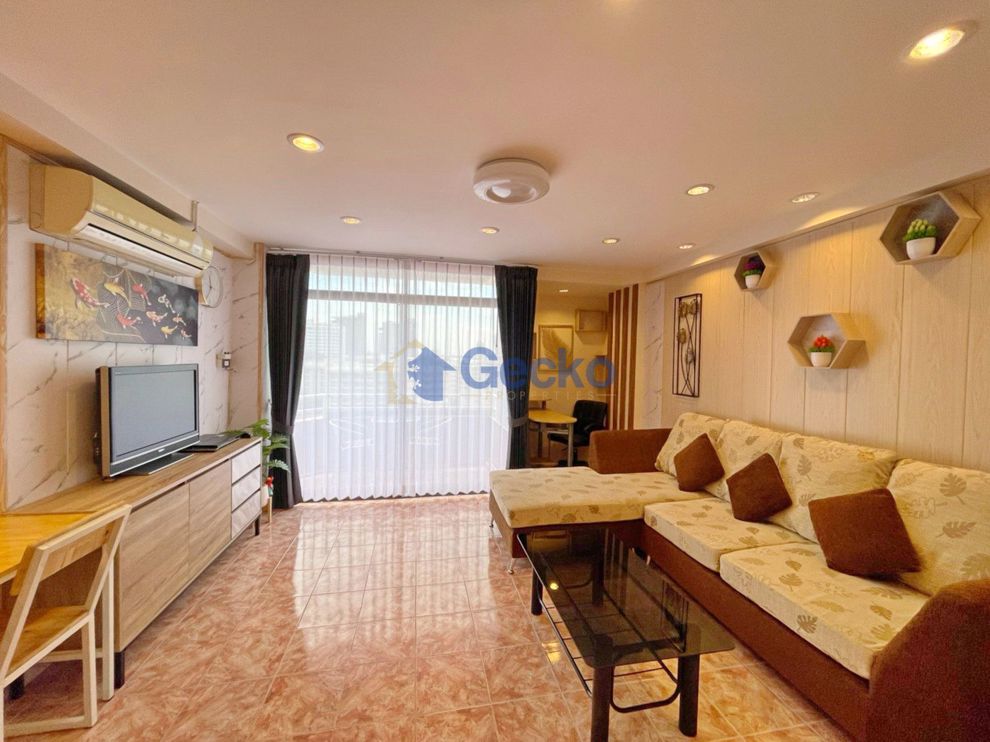 1 ห้องนอน คอนโดมิเนี่ยม in Center Condotel พัทยาใต้ C009235 (Photo 2)