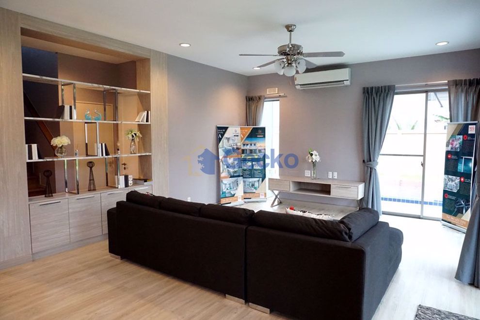 4 ห้องนอน บ้าน in เดอะ แกรนด์ รีเจนท์ พัทยา  พัทยาตะวันออก H009260 (Photo 3)