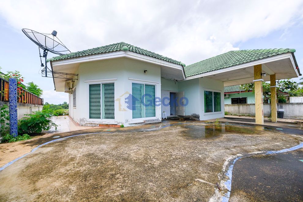 2 Bedrooms bed in House in SP Village 4 in East Pattaya H009265 (Photo 1)
