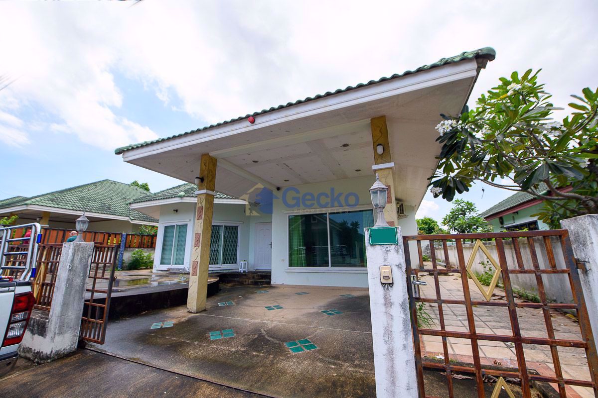2 Bedrooms bed in House in SP Village 4 in East Pattaya H009265