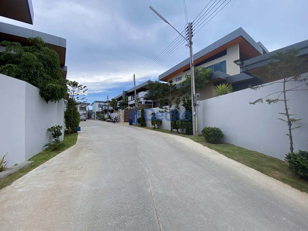 M Mountain Village (Photo 2)