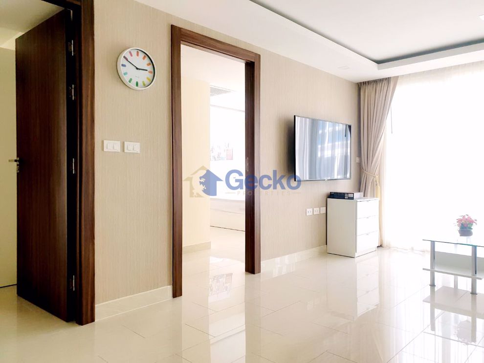 2 Bedrooms Condo in Grand Avenue Central Pattaya C009298 (Photo 1)