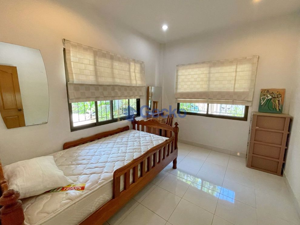 3 Bedrooms bed in House in Hill Side in East Pattaya H009318 (Photo 3)