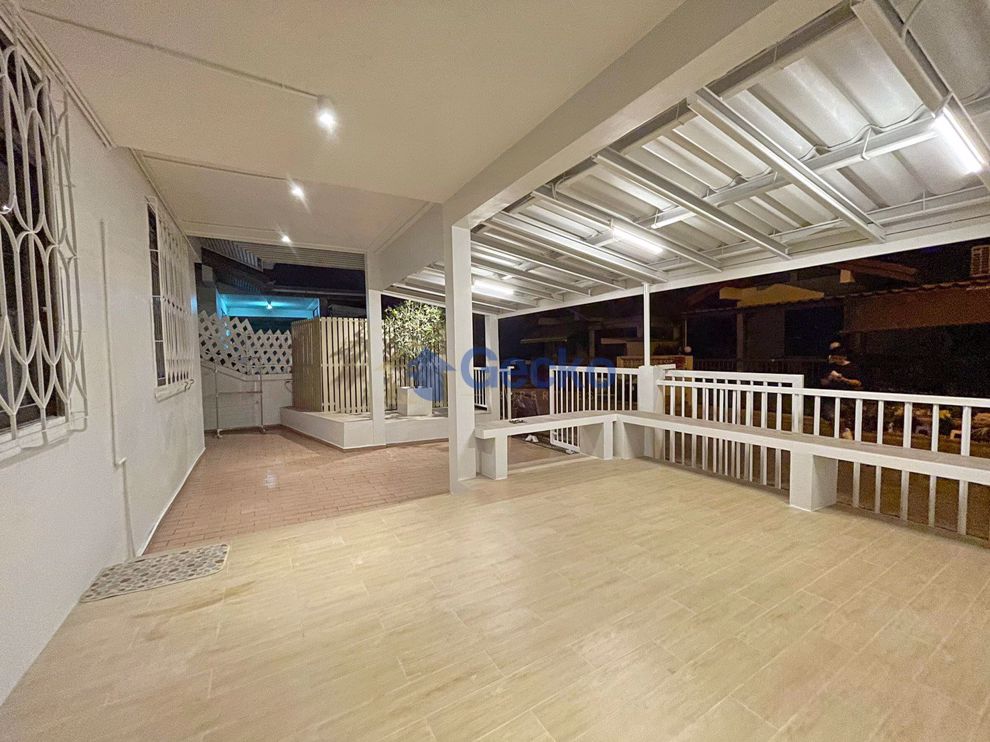 2 Bedrooms House  Central Pattaya H009331 (Photo 4)