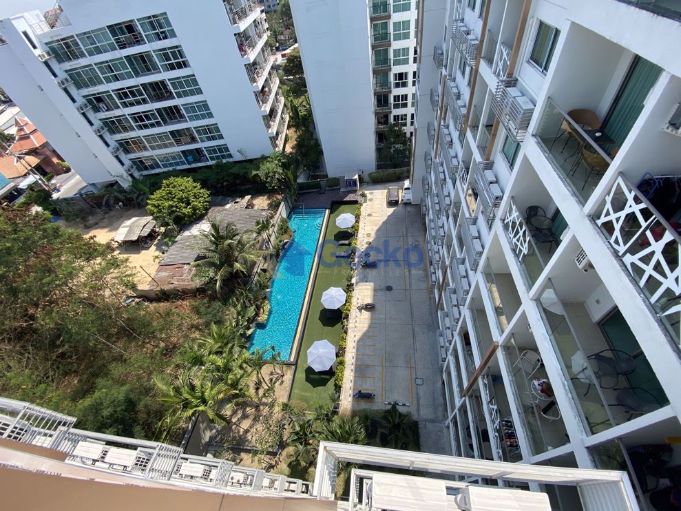 Studio Condo in Water Park Pratumnak C009378 (Photo 2)