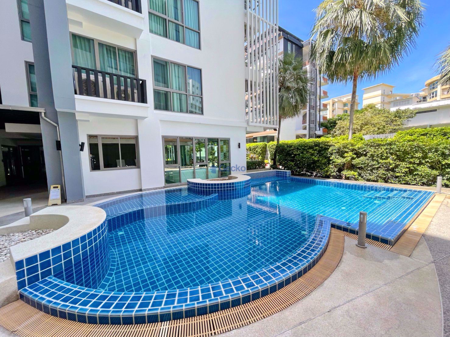 Condo in The Urban  Central Pattaya C009384