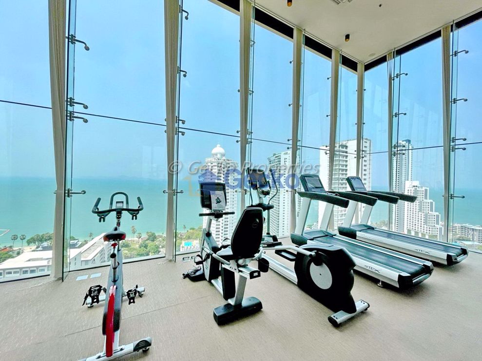 Classy condo for sale in “The Riviera Wongamat”, Wongamat C5034 (Photo 3)