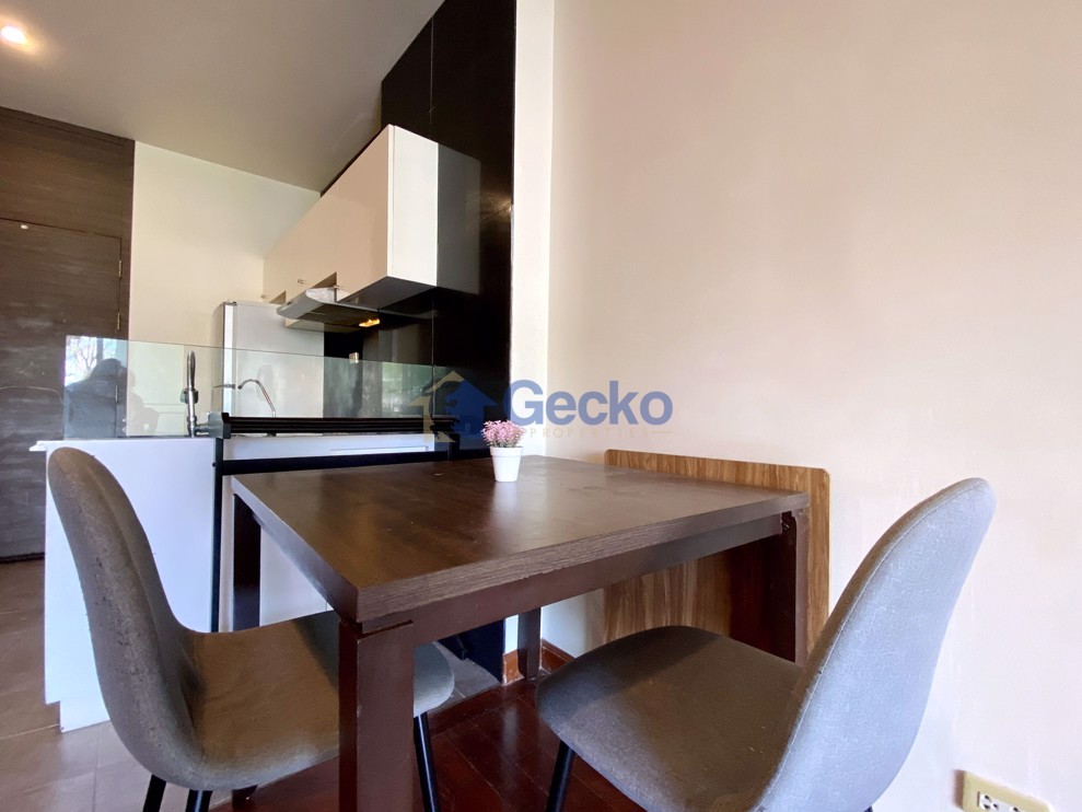 สตูดิโอ คอนโดมิเนี่ยม in View Talay 5 จอมเทียน C009397 (Photo 4)