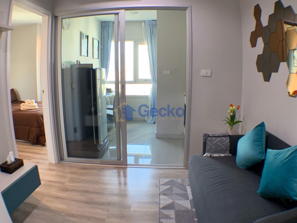 1 Bedroom Condo in Centric Sea Central Pattaya C009398 (Photo 4)