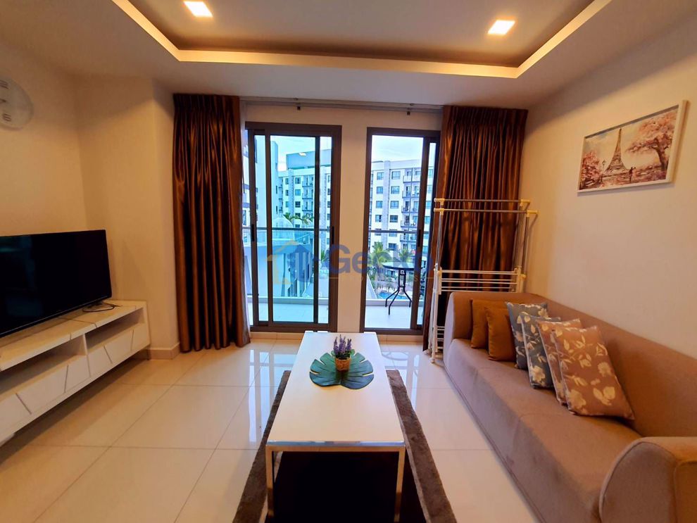 Condo in Arcadia Beach Resort  South Pattaya C009404 (Photo 2)