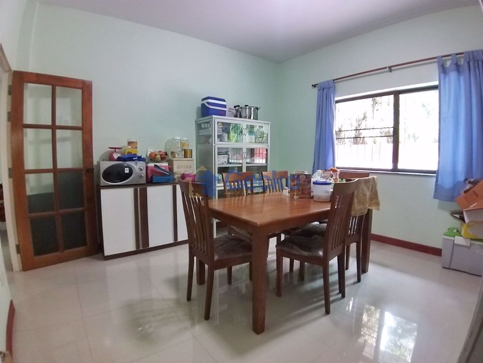 3 Bedrooms House  East Pattaya H009415 (Photo 4)