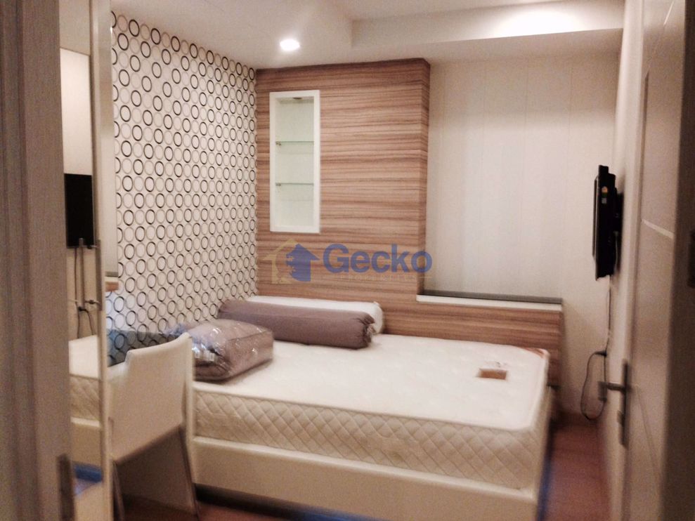 2 Bedrooms Condo in Apus Condominium Central Pattaya C006727 (Photo 3)
