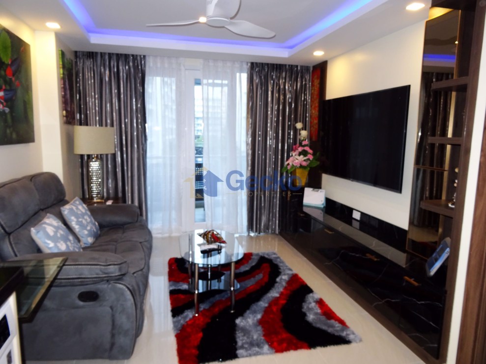 1 Bedroom Condo in Grand Avenue Residence Central Pattaya C009455 (Photo 1)