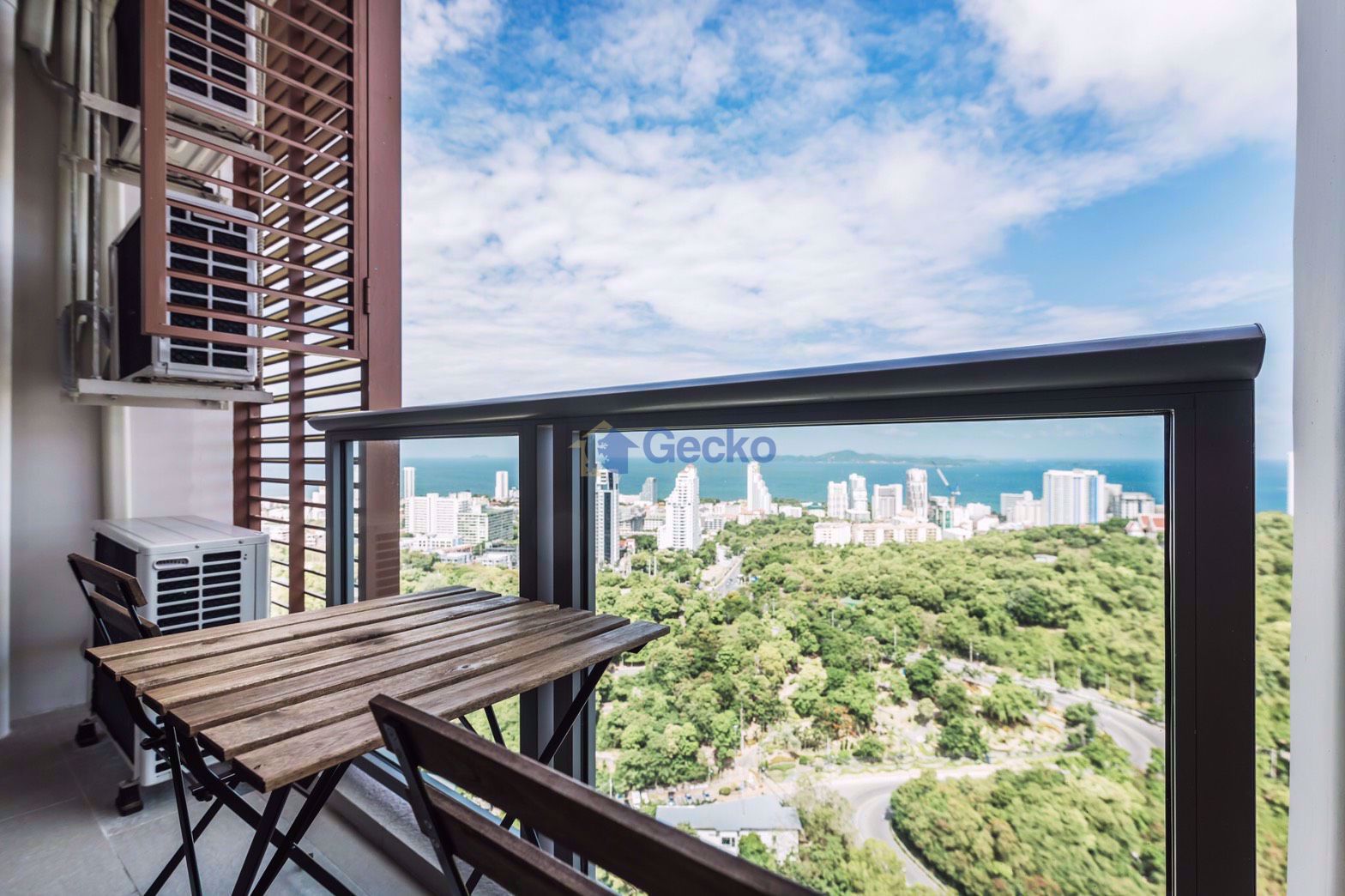 2 Bedrooms Condo in Unixx South Pattaya South Pattaya C009475