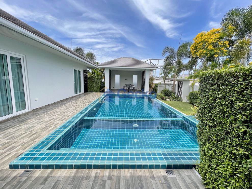 3 Bedrooms House in Green Field Executive Homes  East Pattaya H009481 (Photo 1)