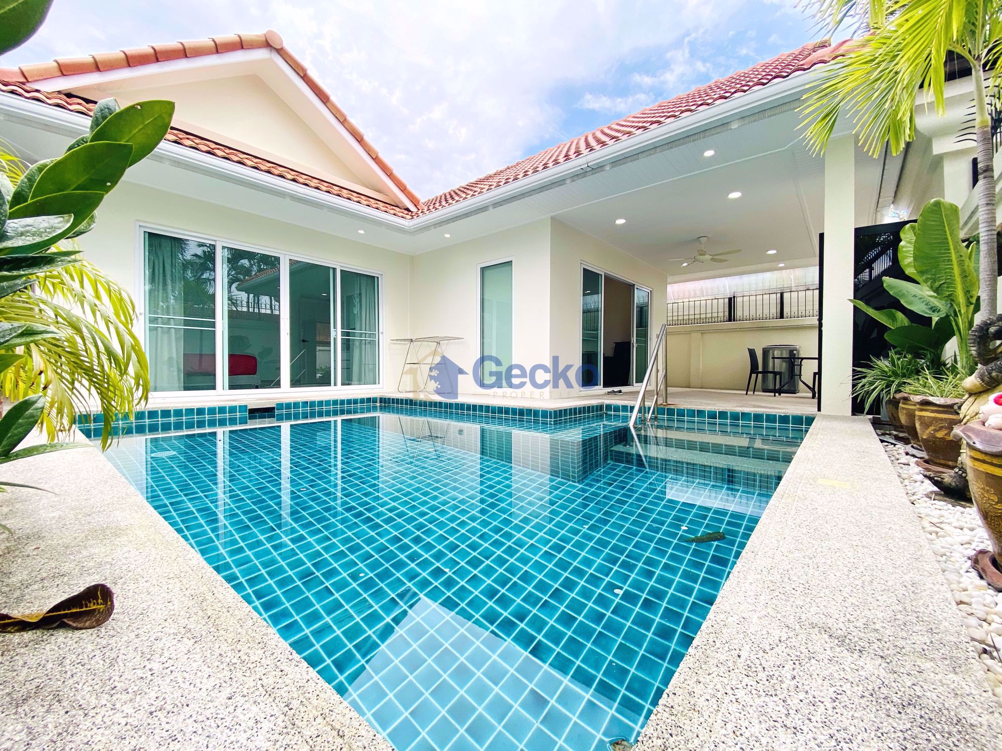 2 Bedrooms House in View Talay Villas  Jomtien H009448