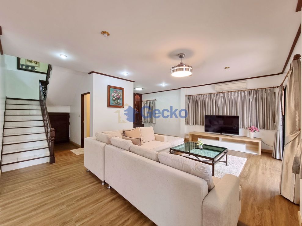 3 ห้องนอน บ้าน in Hin Wong  นาจอมเทียน H009546 (Photo 4)