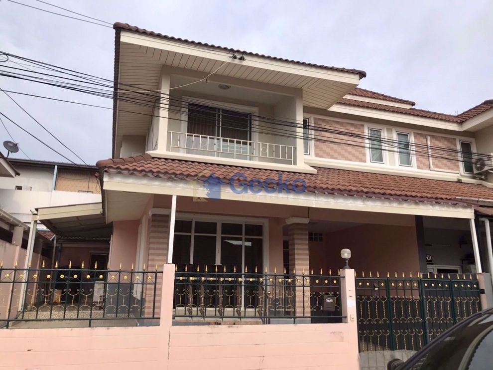 3 Bedrooms House in Chokchai Gardens 4  East Pattaya H009541 (Cover Photo)