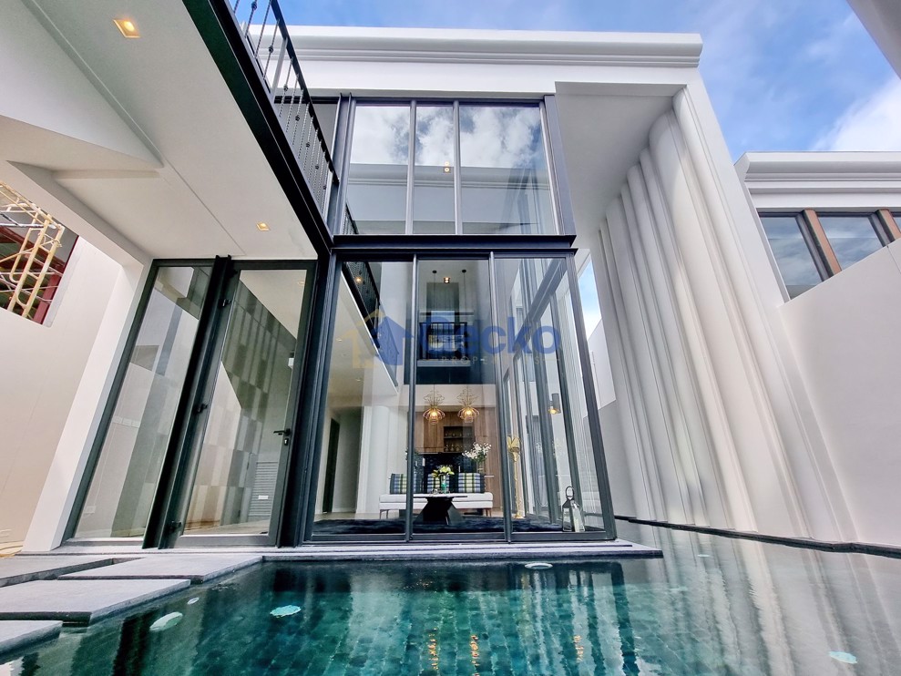 Inara Villa (Photo 1)