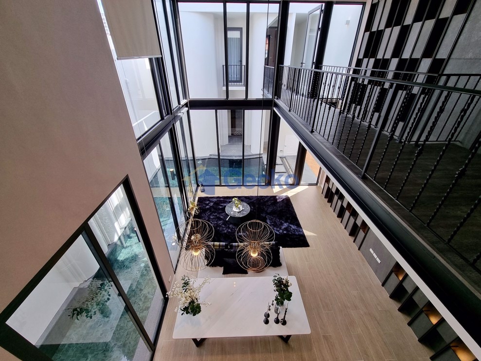 Inara Villa (Photo 3)