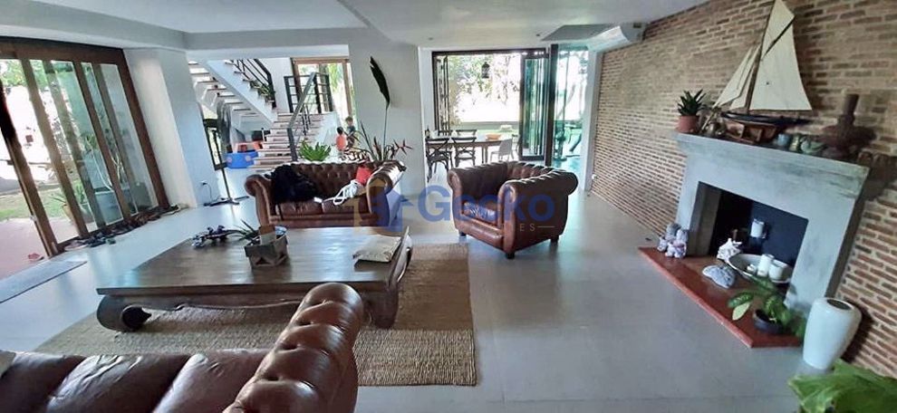 5 Bedrooms House in Phoenix Golf Course  Huay Yai H009553 (Photo 3)