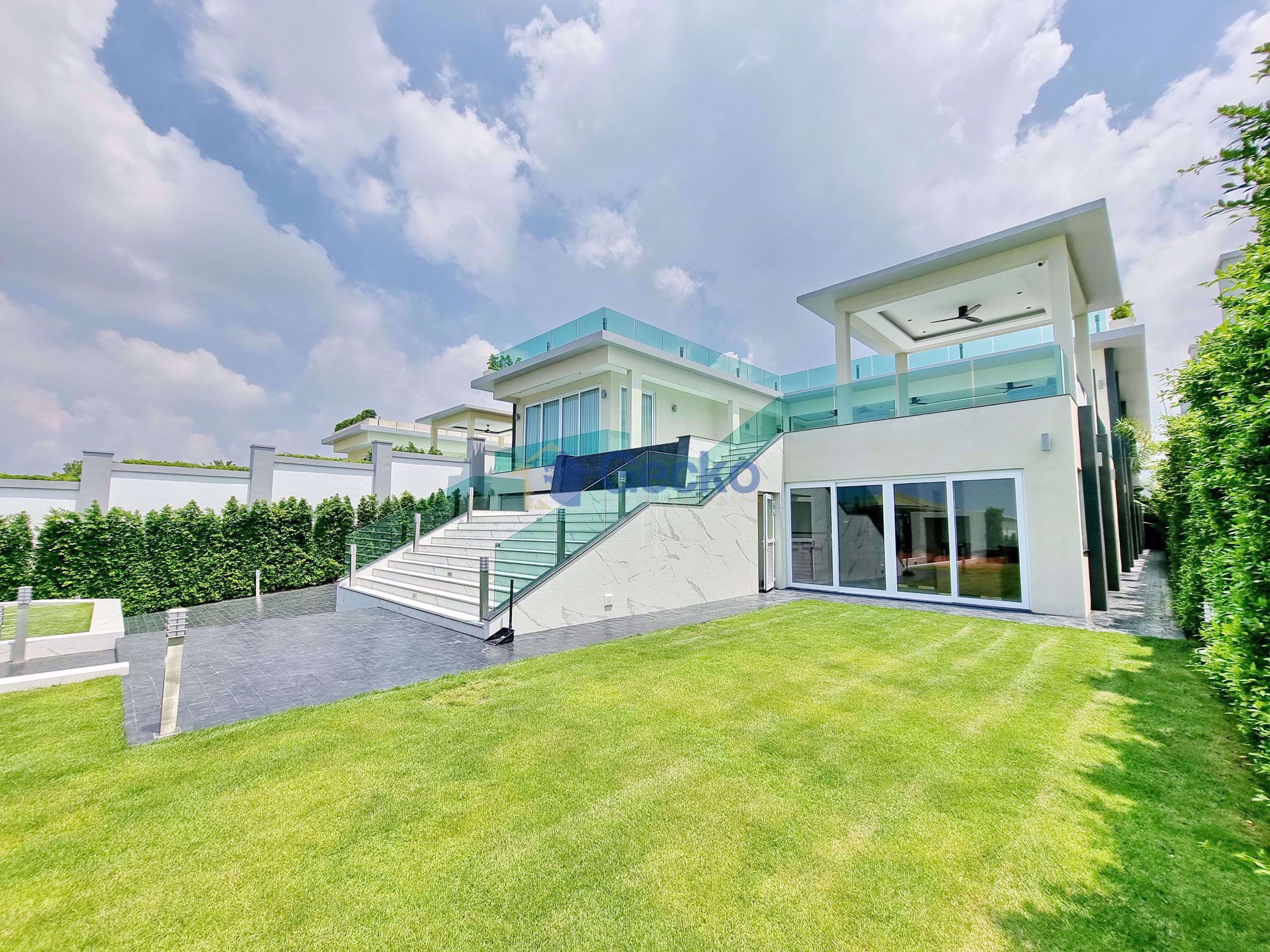 10 Bedrooms House in Siam Royal View  East Pattaya H009559