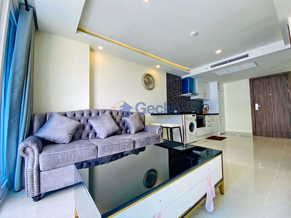 1 Bedroom Condo in Grand Avenue Central Pattaya C009576 (Photo 2)