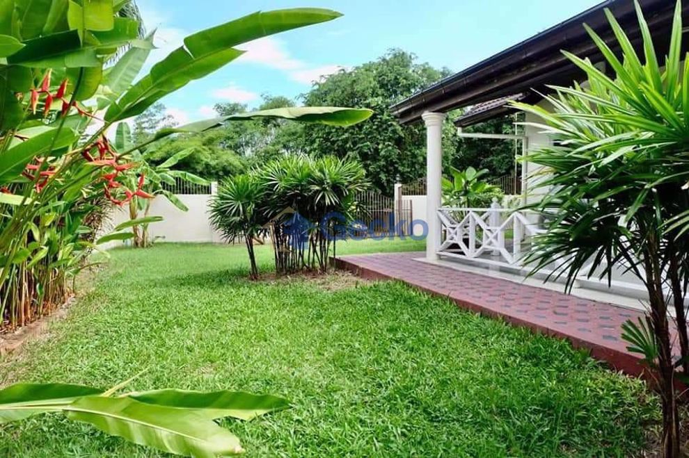 3 ห้องนอน บ้าน in Pattaya Land & House  พัทยาตะวันออก H009579 (Photo 2)