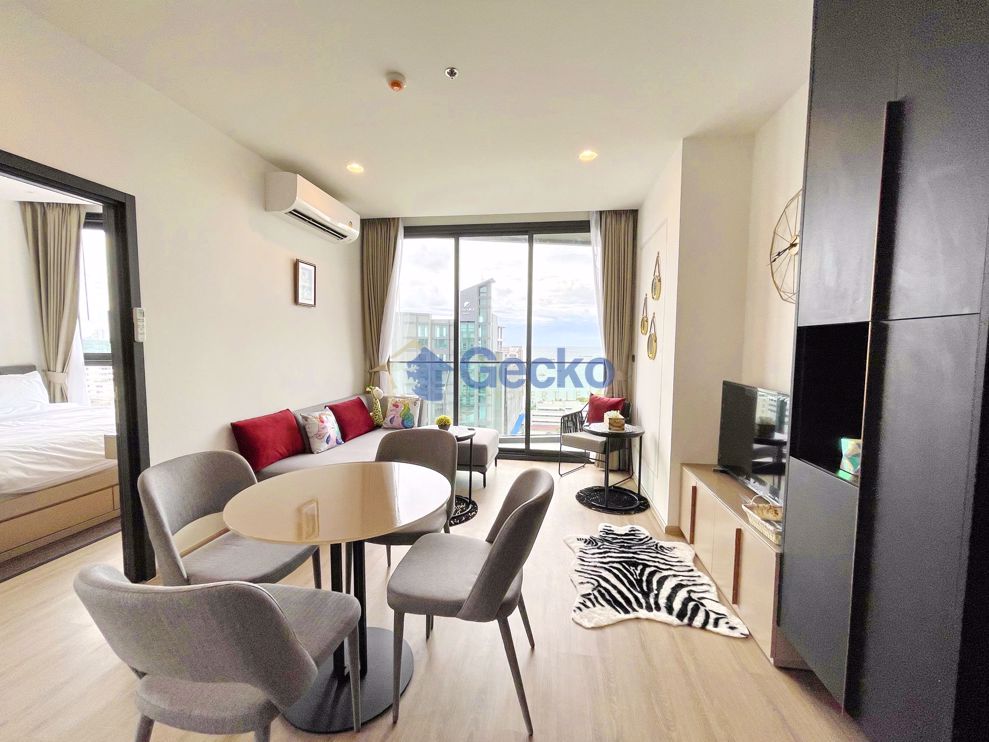 2 Bedrooms Condo in EDGE Central Pattaya Central Pattaya C009583 (Photo 4)