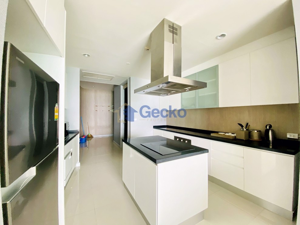 2 ห้องนอน คอนโดมิเนี่ยม in Movenpick White Sand Beach Pattaya นาจอมเทียน C009598 (Photo 3)