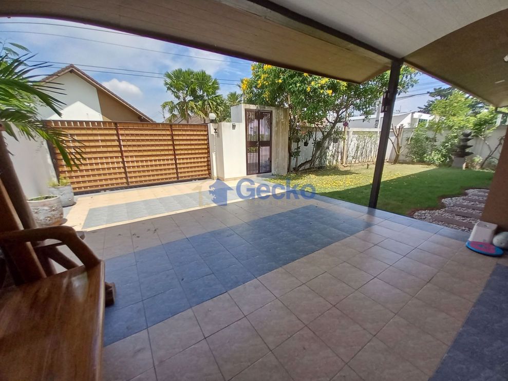 2 Bedrooms House in The Maple  Huay Yai H009611 (Photo 2)