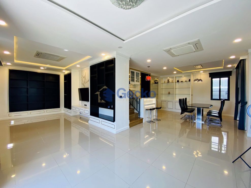 3 ห้องนอน บ้าน in ภัททา วิลล์  พัทยาตะวันออก H009616 (Photo 4)