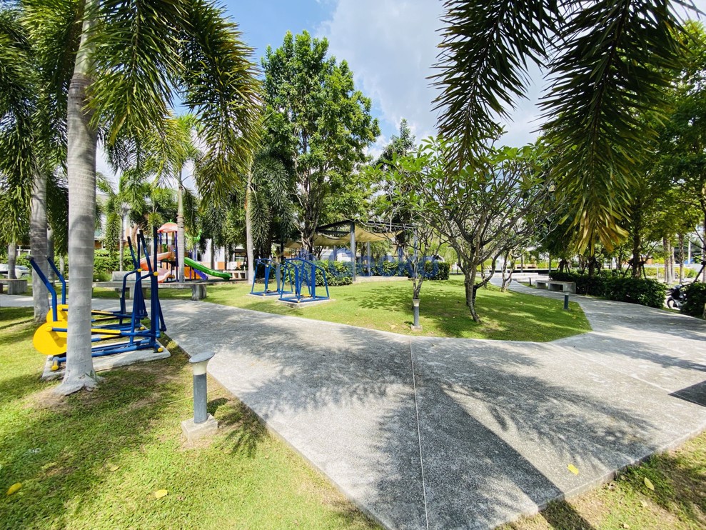 Tropical Village 2 (Photo 3)