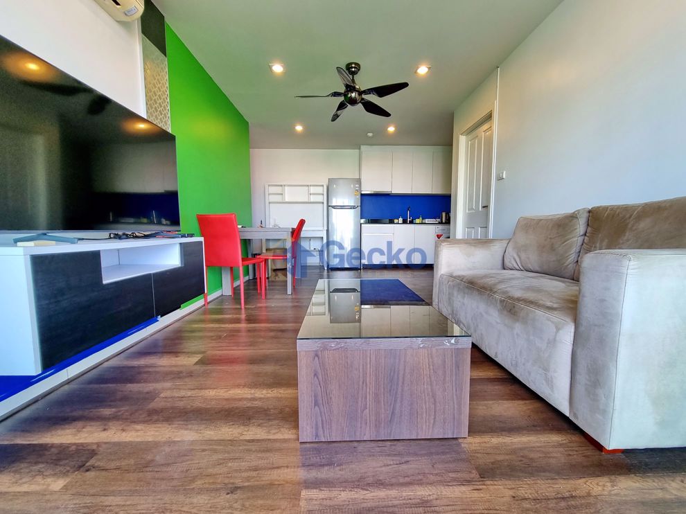 1 Bedroom Condo in Art on the Hill Pratumnak C009572 (Photo 1)