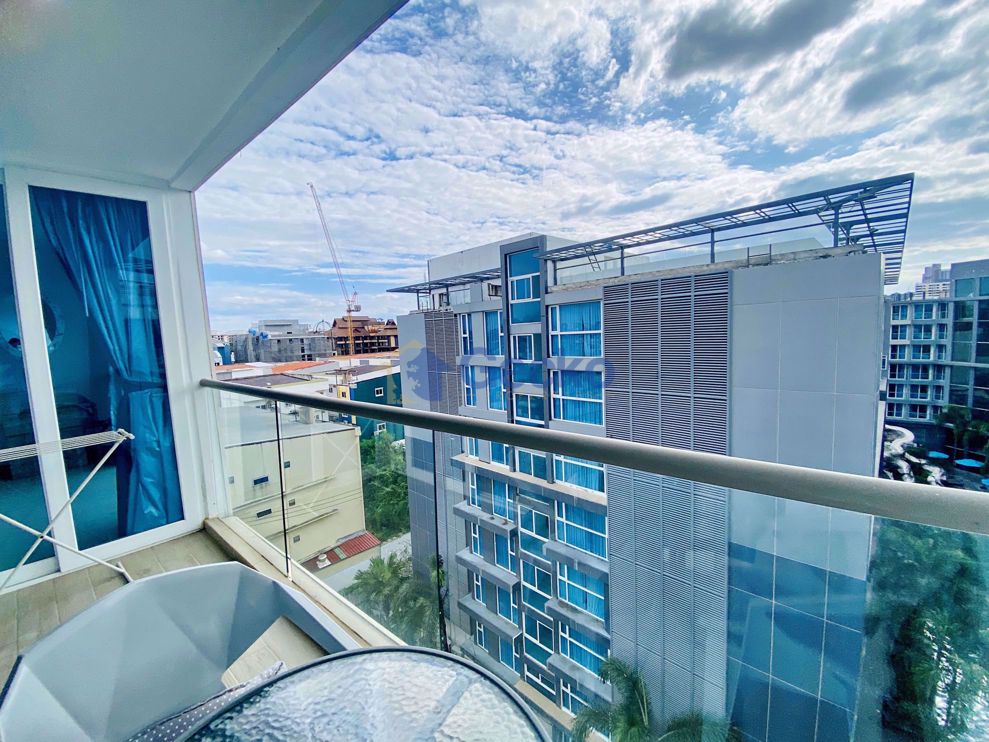 1 Bedroom Condo in Centara Avenue Residence and Suites Central Pattaya C009665 (Photo 2)