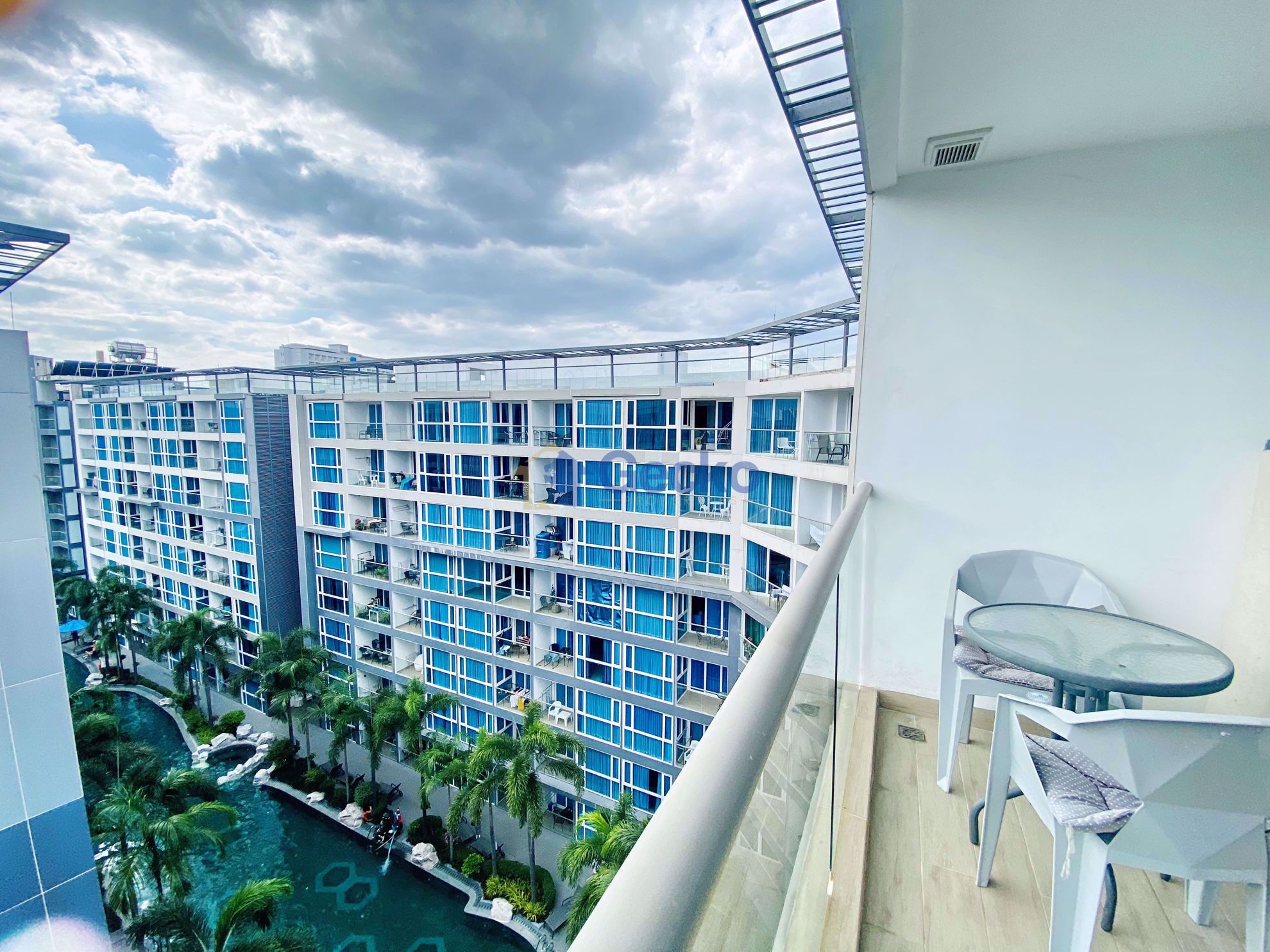1 Bedroom Condo in Centara Avenue Residence and Suites Central Pattaya C009665