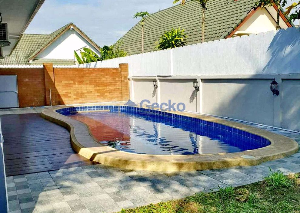 3 Bedrooms House in Natheekarn Park View  East Pattaya H009684 (Photo 2)