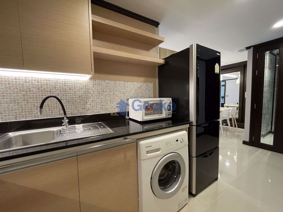 1 ห้องนอน คอนโดมิเนี่ยม in Prime Suites พัทยากลาง C008404 (Photo 1)