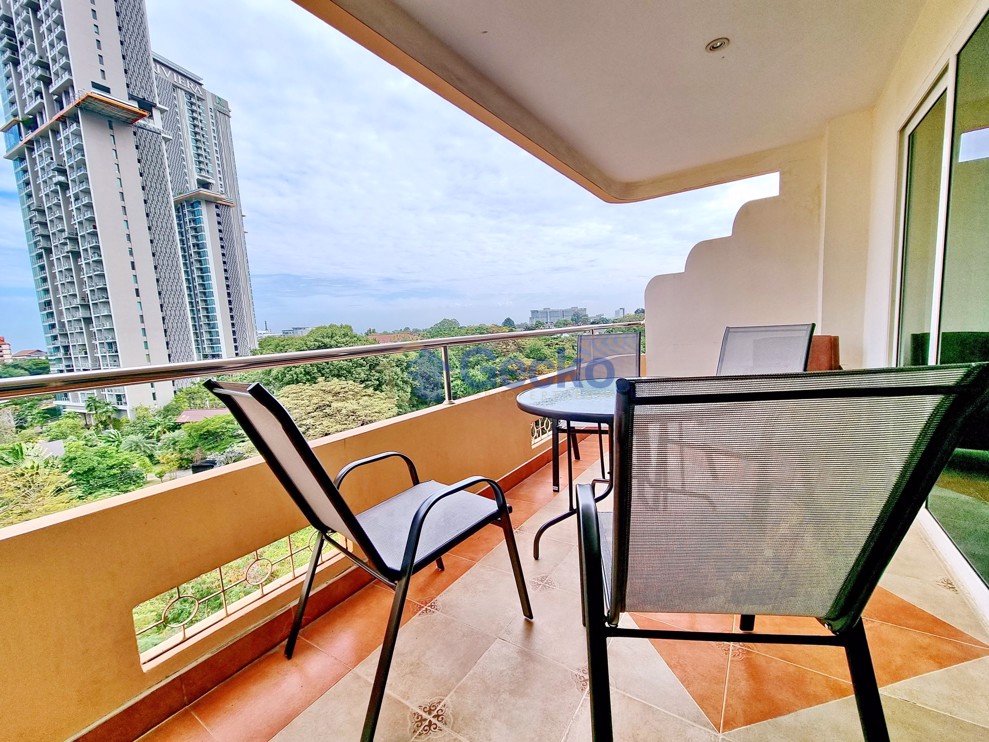 2 Bedrooms Condo in Wongamat Residence Wongamat C002313 (Photo 1)